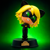 Figura de arte Chibi Cat Noir Corazón
