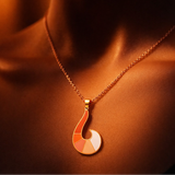 Collar de transformación milagrosa de Rena Rouge